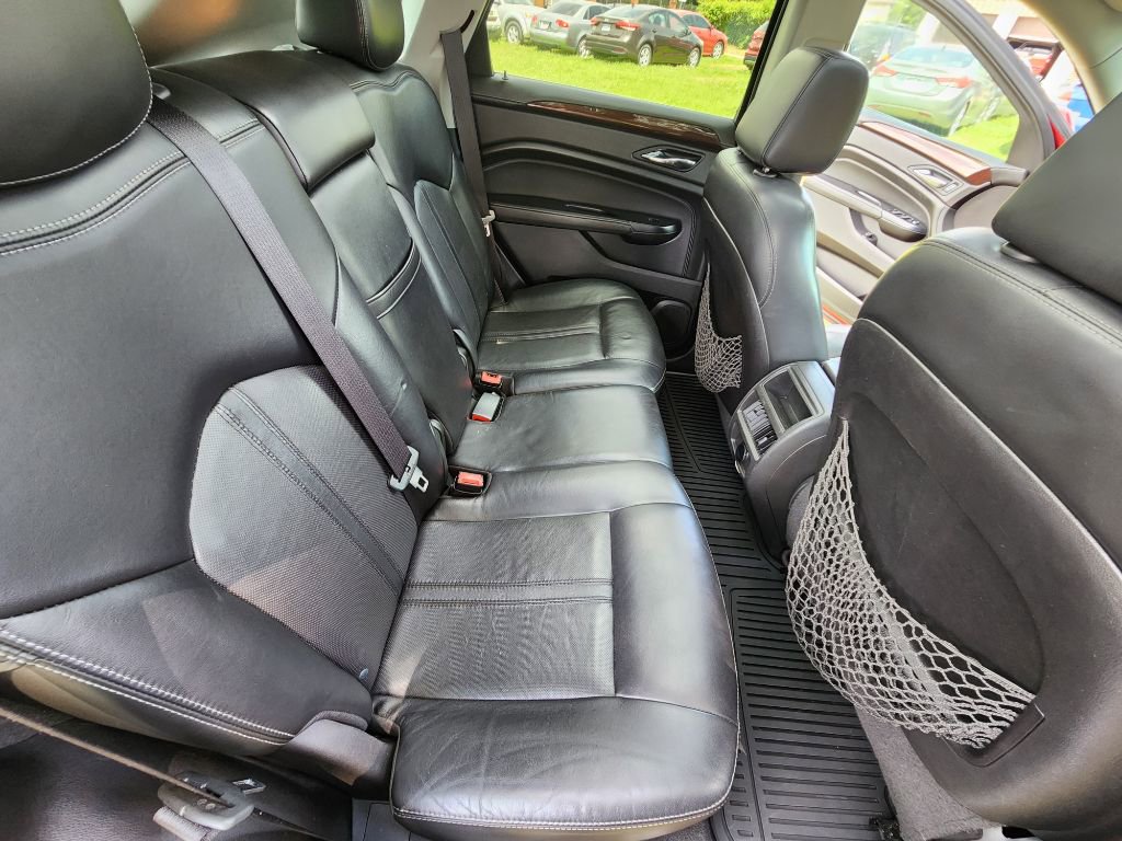 Used 2015 Cadillac SRX Luxury w/ Driver Awareness Package image 12