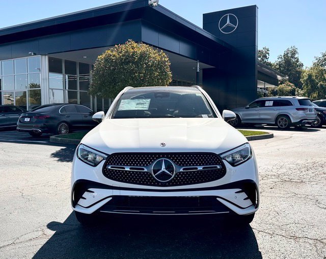 New 2027 Mercedes-Benz GLC 300 4MATIC image 3