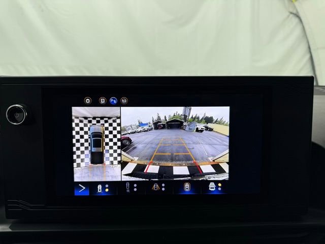 Used 2024 Chevrolet Silverado EV W/T AWD/4WD image 34