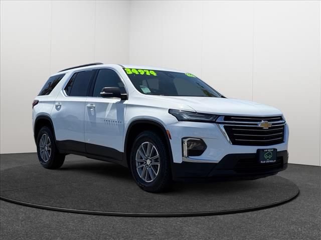 Certified 2023 Chevrolet Traverse LT w/ Rear Camera Mirror Package AWD/4WD image 5