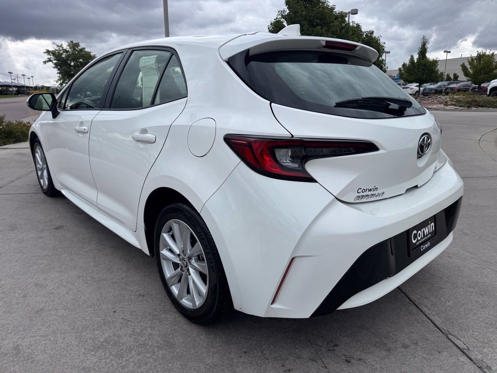 Used 2025 Toyota Corolla SE FWD image 5