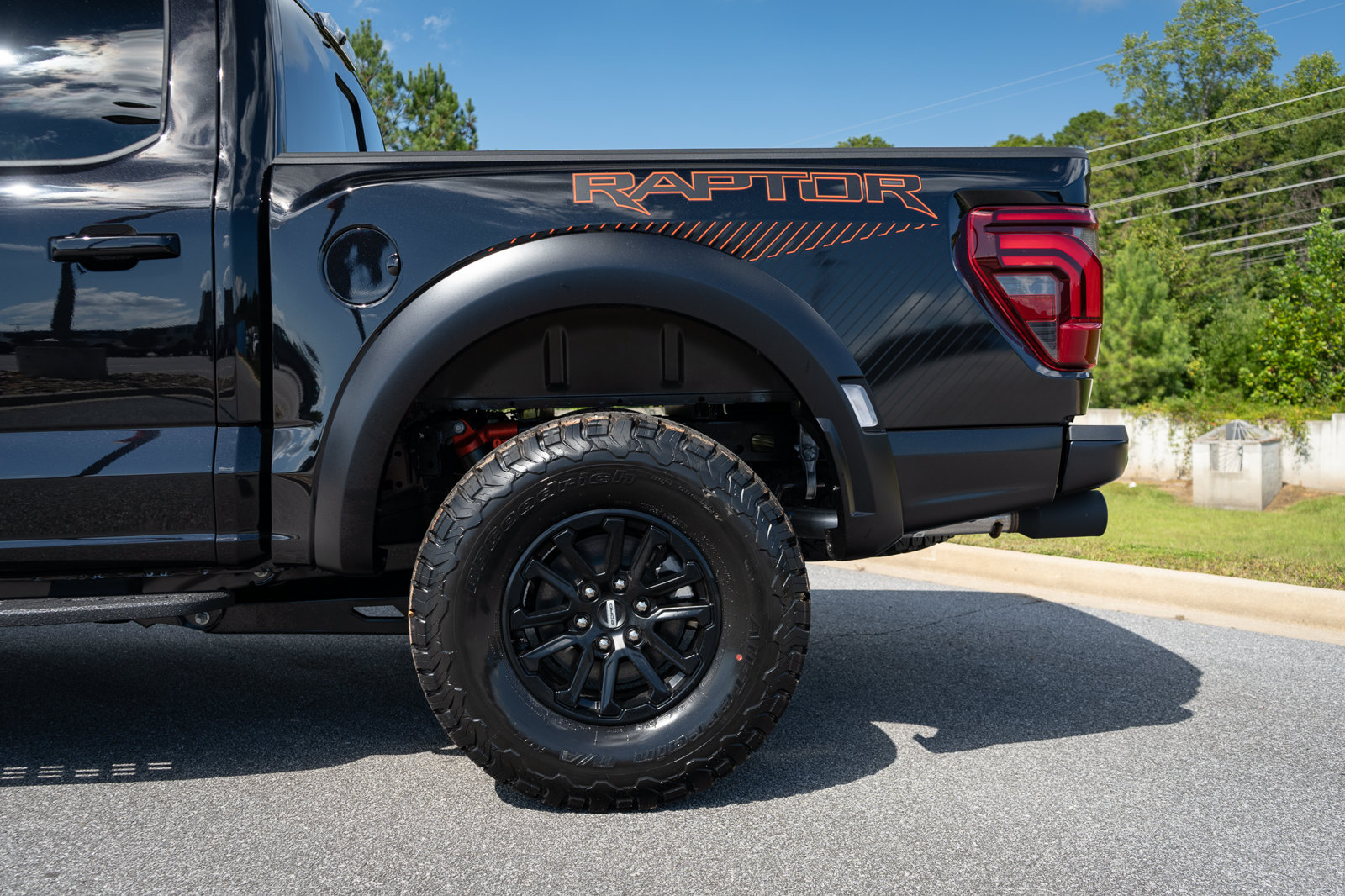 New 2026 Ford F150 Raptor AWD/4WD image 15