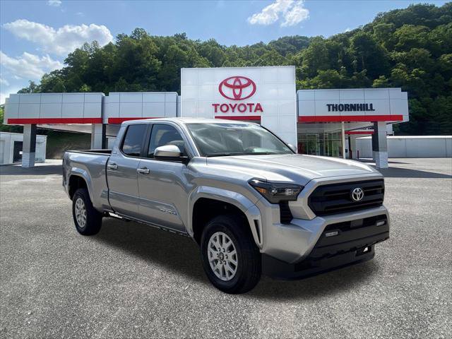 Certified 2025 Toyota Tacoma SR5 AWD/4WD image 1