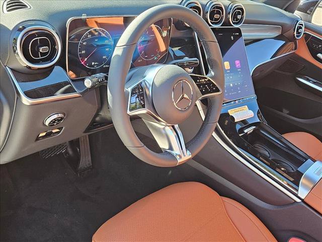 New 2027 Mercedes-Benz GLC 300 image 3