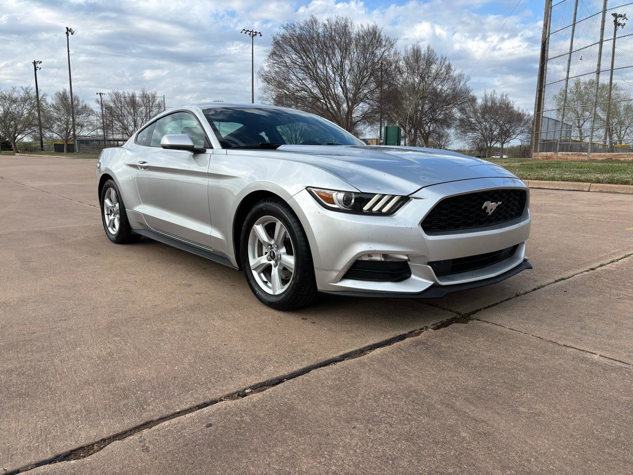 Used 2016 Ford Mustang Coupe image 28