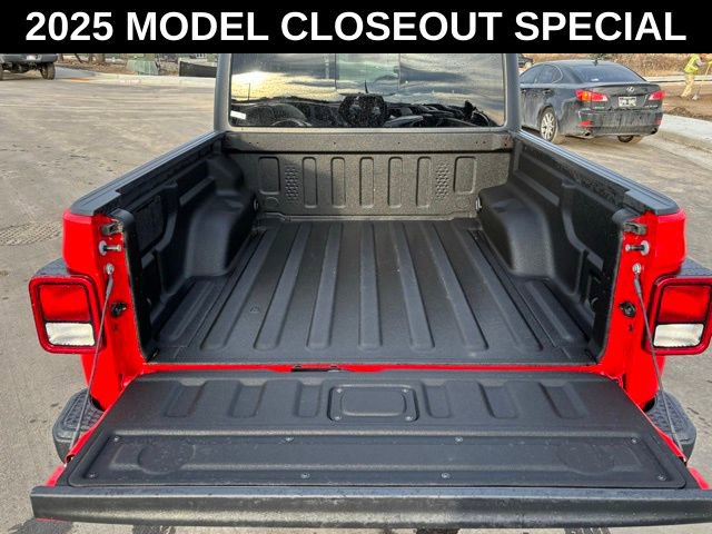 New 2025 Jeep Gladiator Sport AWD/4WD image 19
