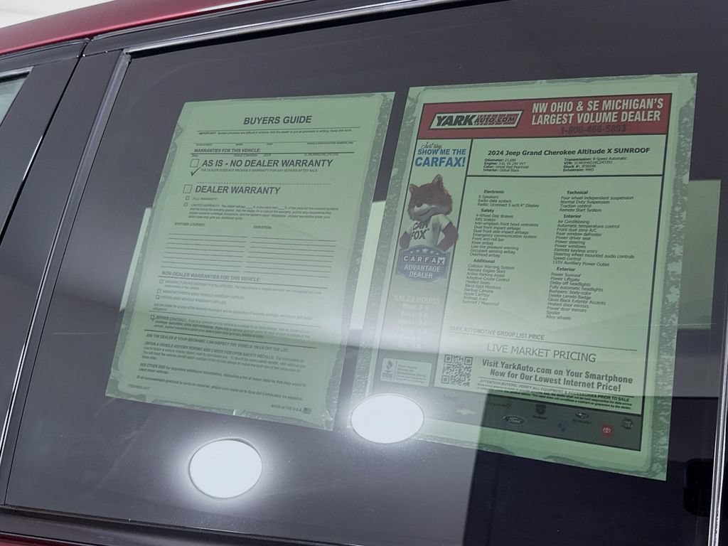 Certified 2024 Jeep Grand Cherokee Altitude AWD/4WD image 16