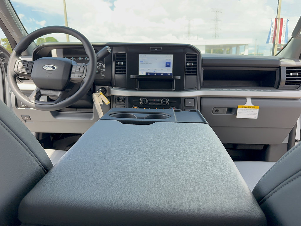 New 2026 Ford F550 4x4 Supercab Super Duty image 36