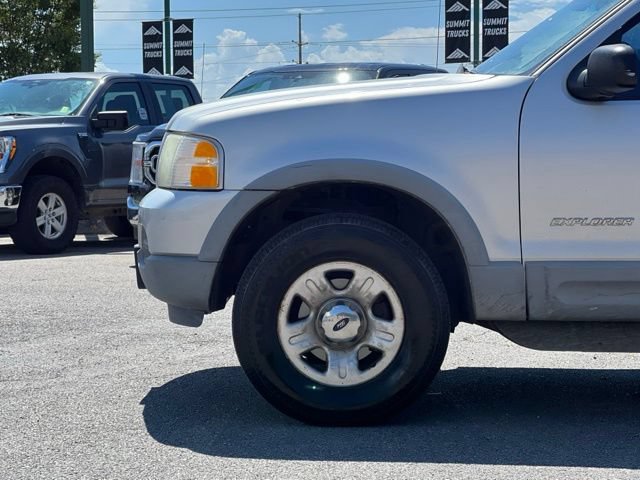 Used 2002 Ford Explorer XLT AWD/4WD image 4