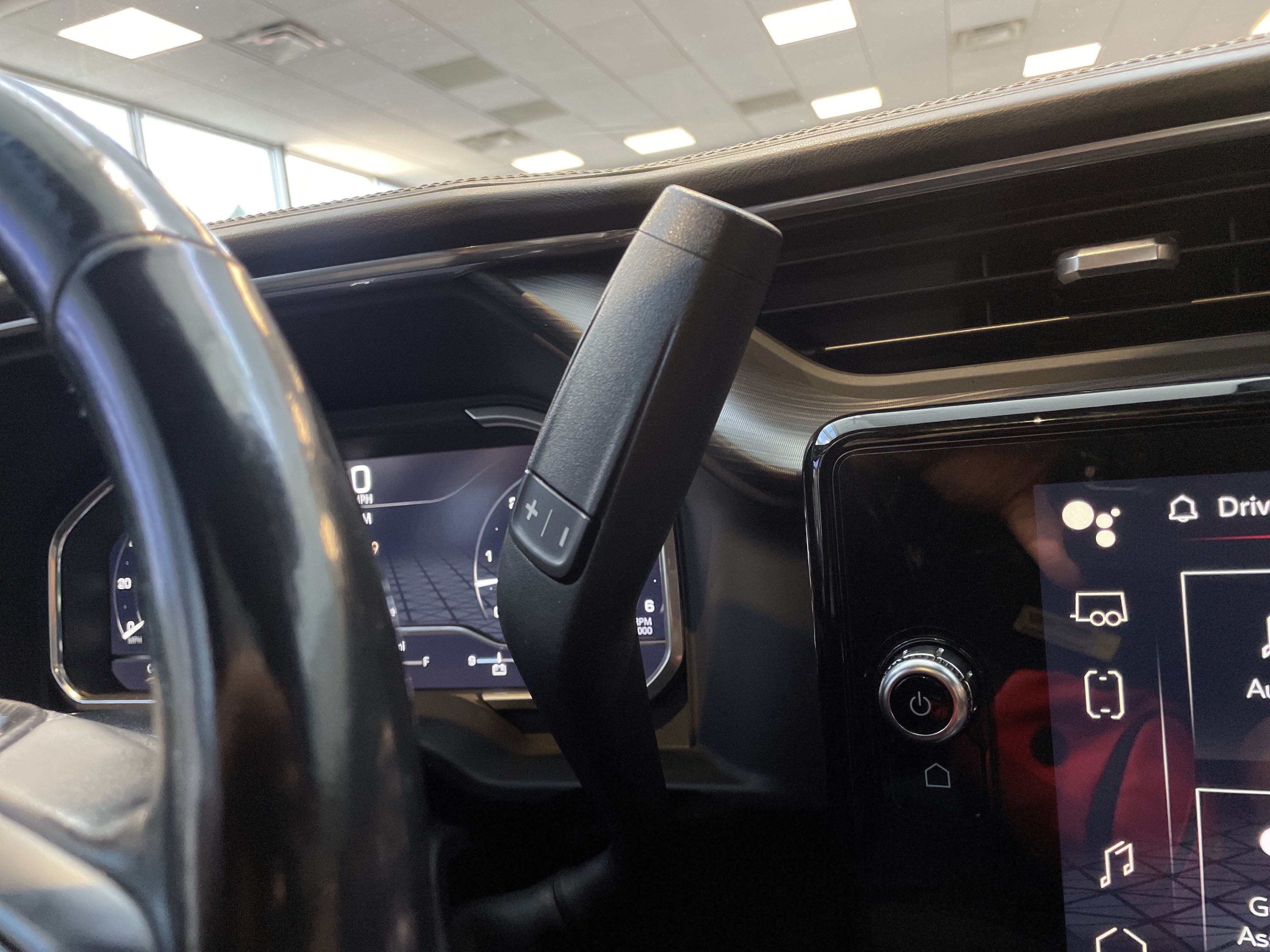 Used 2024 GMC Sierra 3500 Denali Ultimate AWD/4WD image 30
