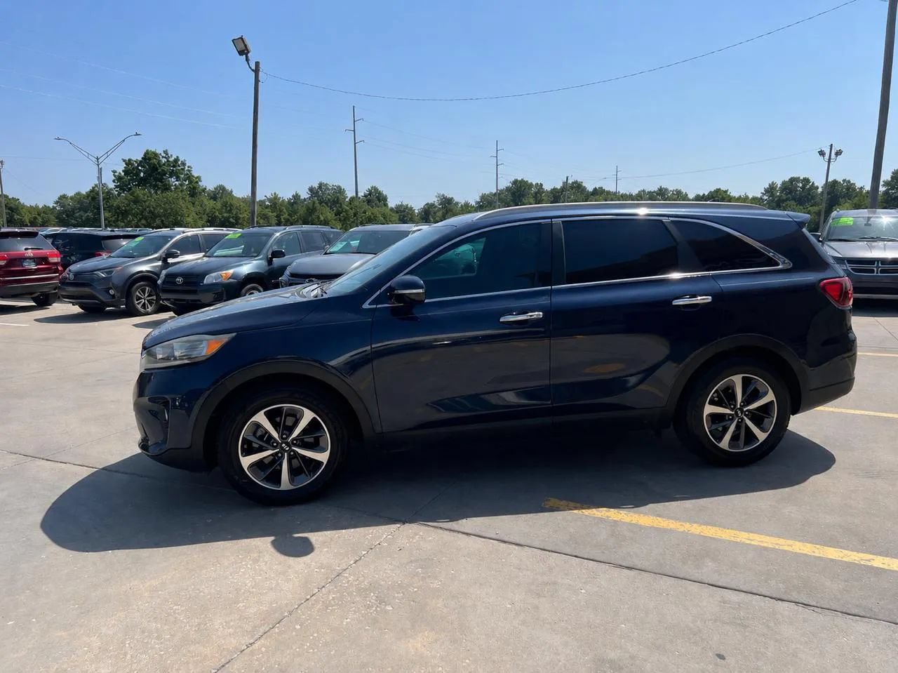 Used 2019 Kia Sorento EX FWD image 4