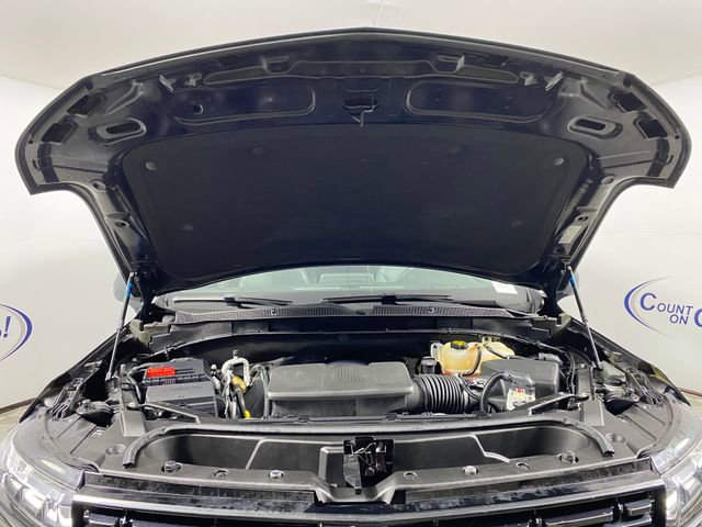 Certified 2022 Chevrolet Suburban RST w/ Sport Performance Package image 24