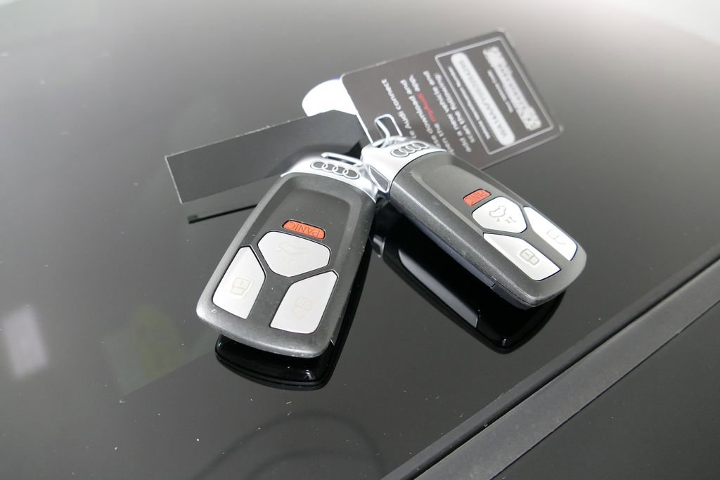 Used 2025 Audi Q5 2.0T Premium image 22