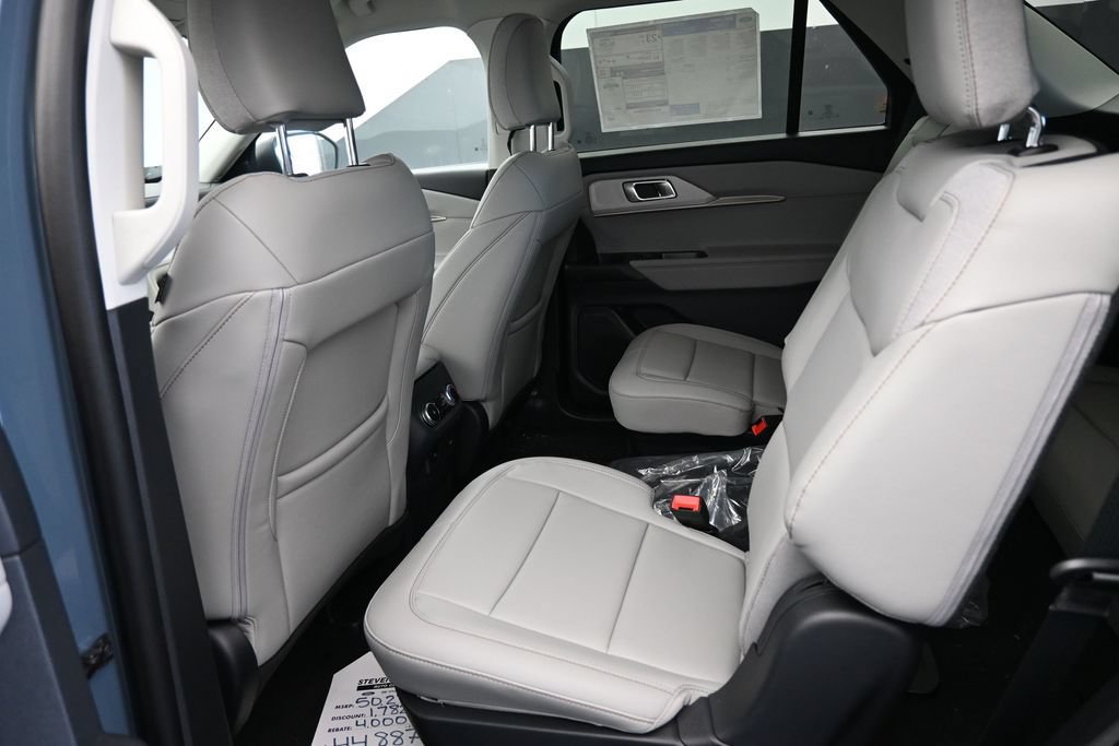 New 2026 Ford Explorer Active w/ Active Comfort Package AWD/4WD image 15