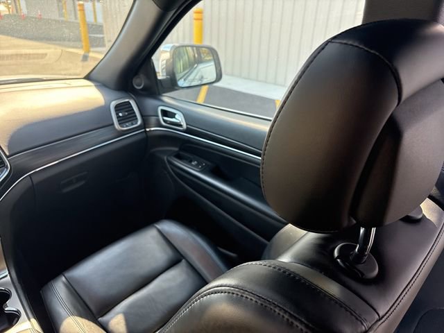 Used 2021 Jeep Grand Cherokee Limited image 27