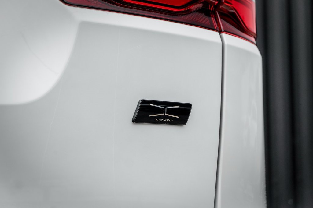 New 2026 Jaguar F-PACE R-Dynamic S image 7