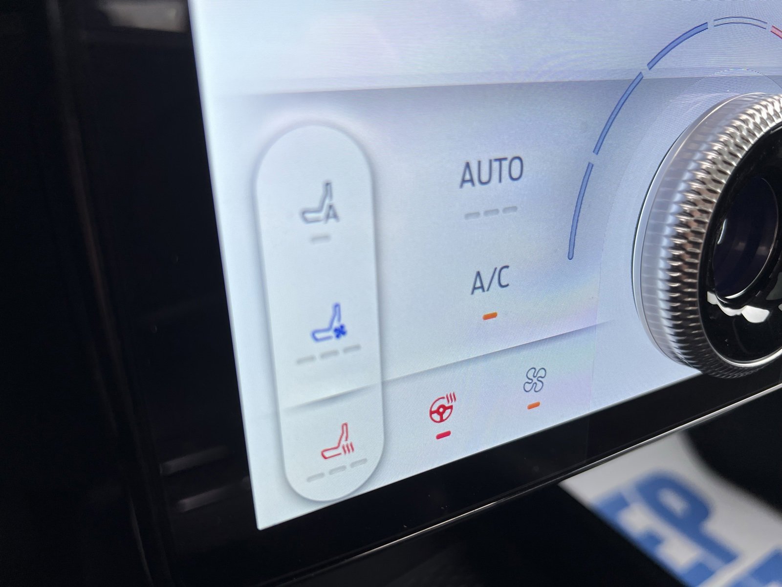 Used 2025 Ford Mustang Mach-E Premium image 34