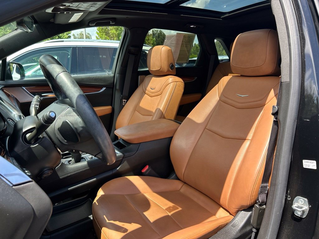 Used 2024 Cadillac XT5 Premium Luxury w/ Technology Package FWD image 20