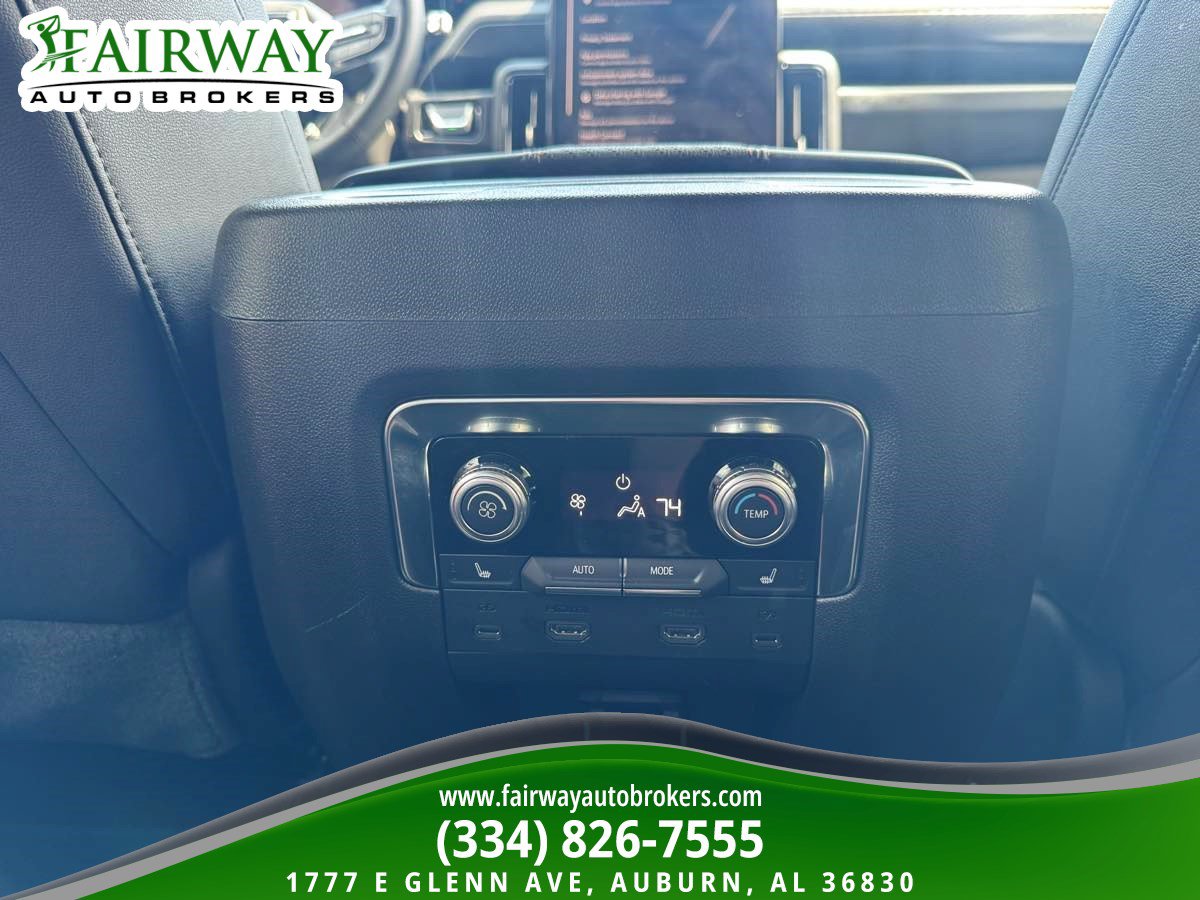 Used 2026 GMC Yukon AT4 w/ AT4 Premium Plus Package AWD/4WD image 28