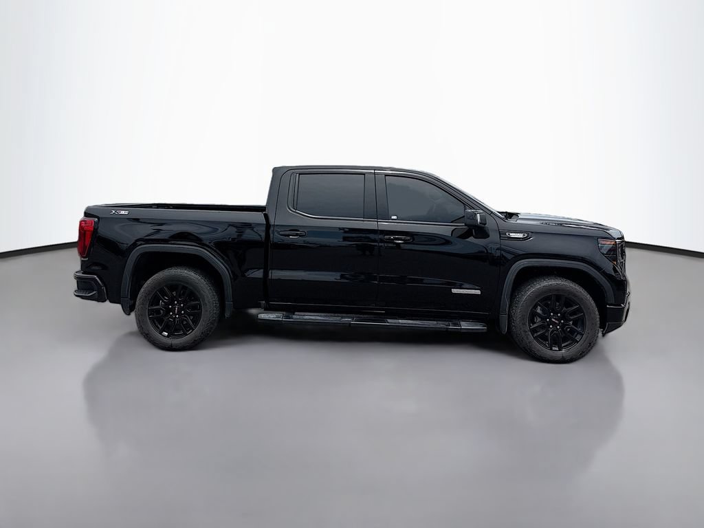 Used 2025 GMC Sierra 1500 Elevation w/ Elevation Premium Package AWD/4WD image 8