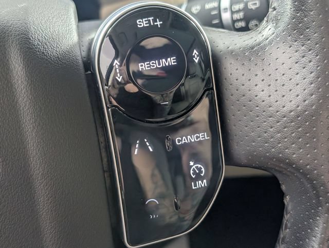 Used 2018 Land Rover Range Rover Sport HSE AWD/4WD image 16