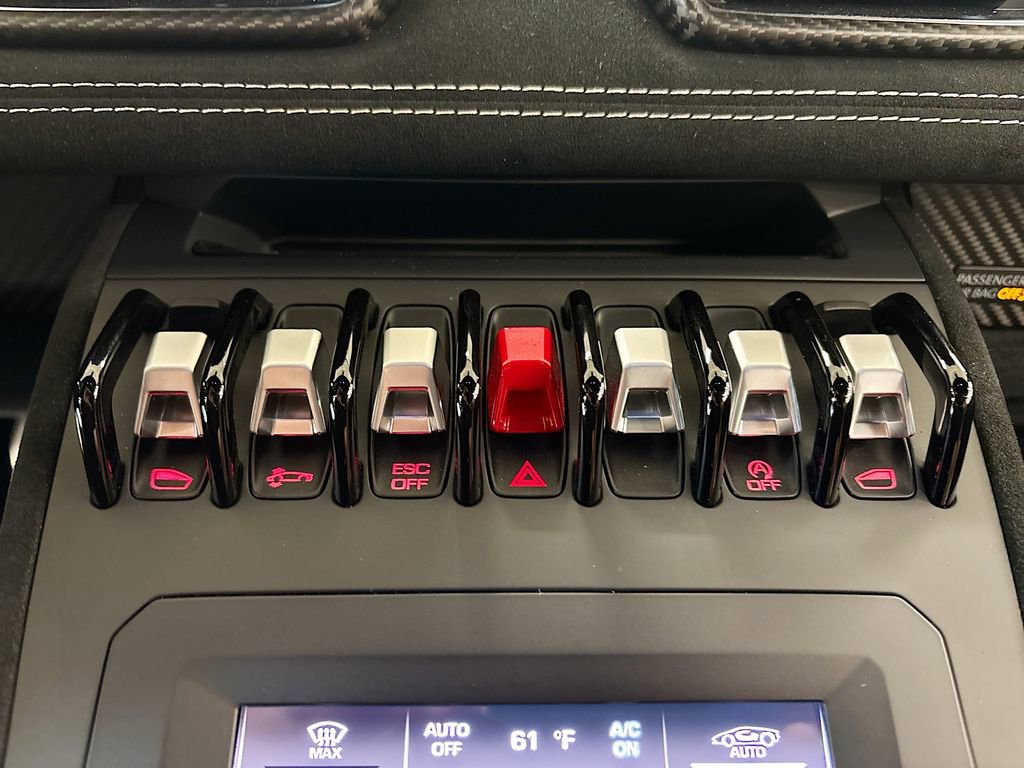 Used 2023 Lamborghini Huracan STO image 17