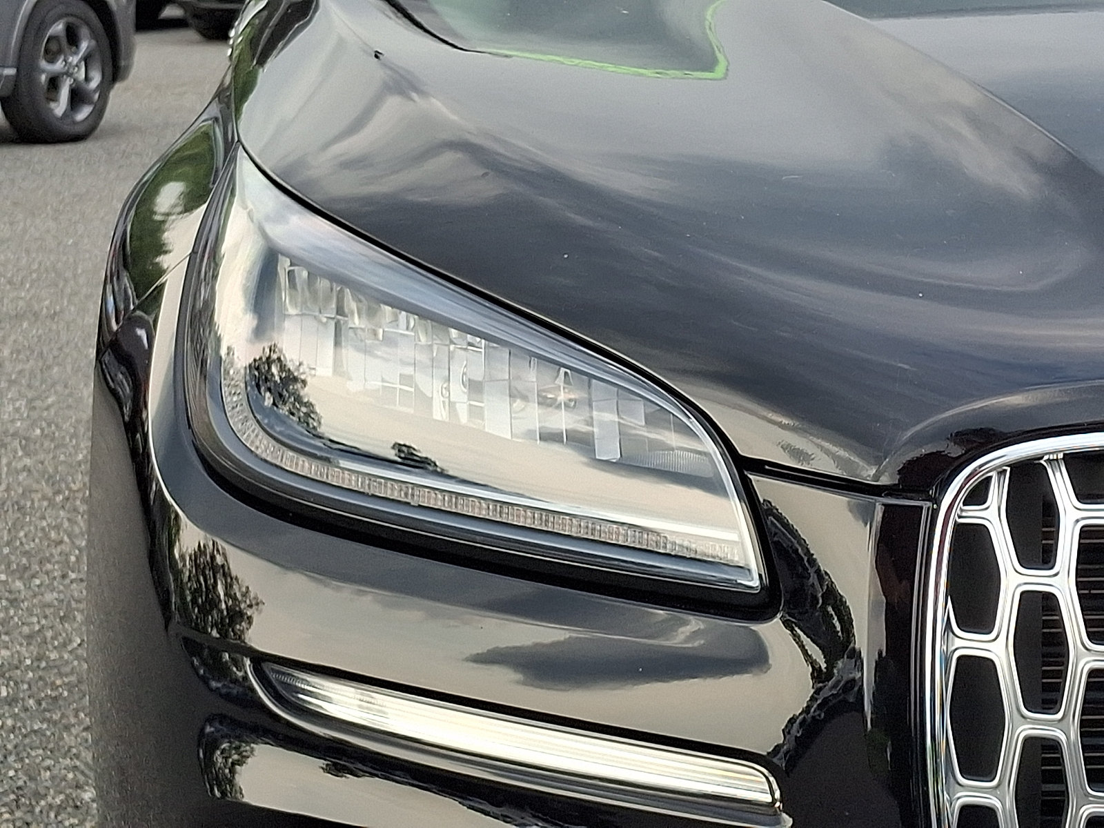 Certified 2026 Lincoln Corsair Premiere AWD/4WD image 10