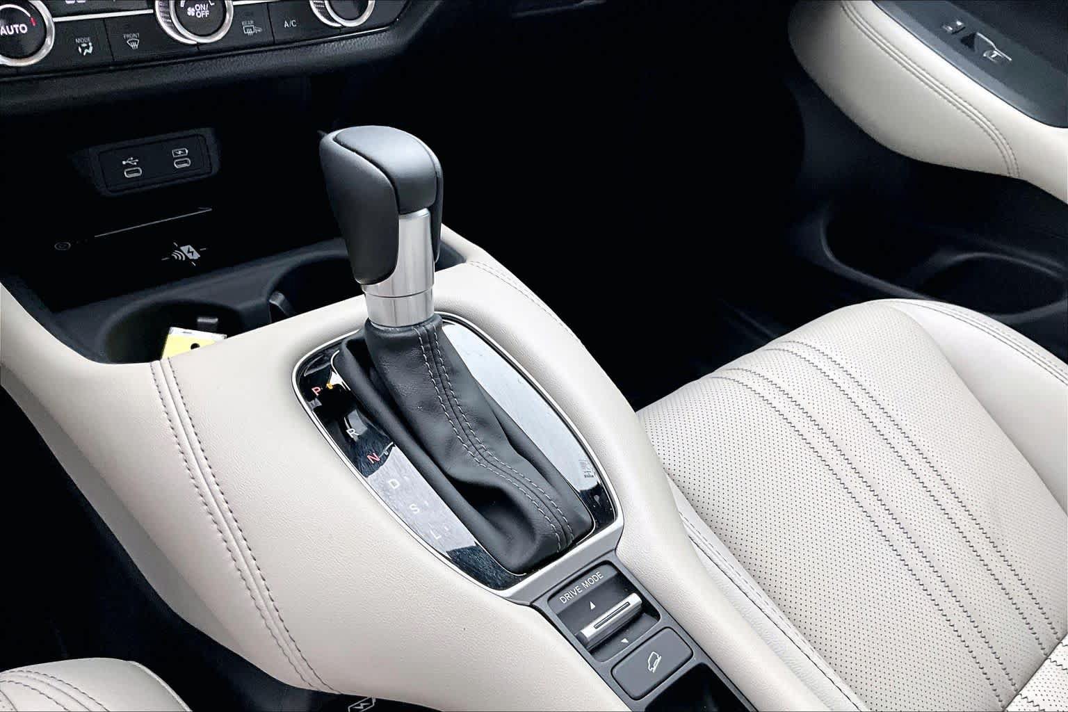 Used 2027 Honda HR-V EX-L image 17