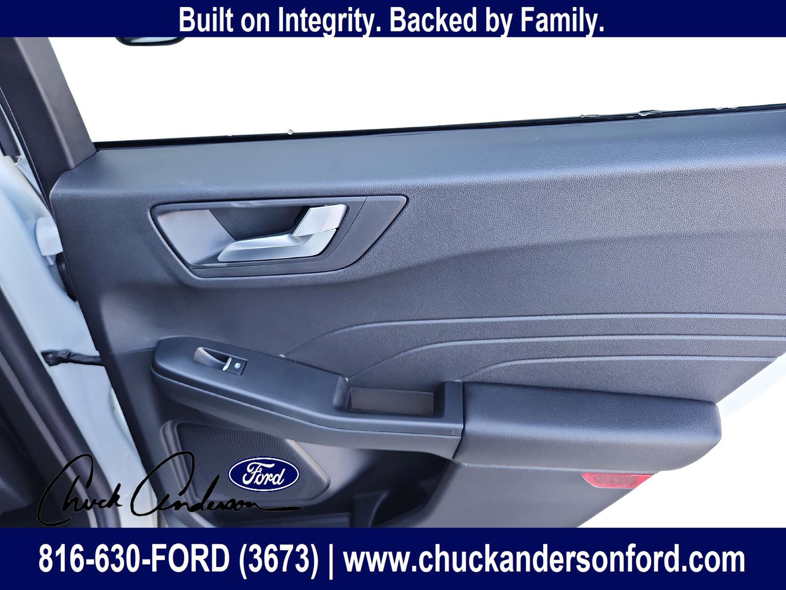 New 2026 Ford Escape ST-Line w/ Cold Weather Package AWD/4WD image 29