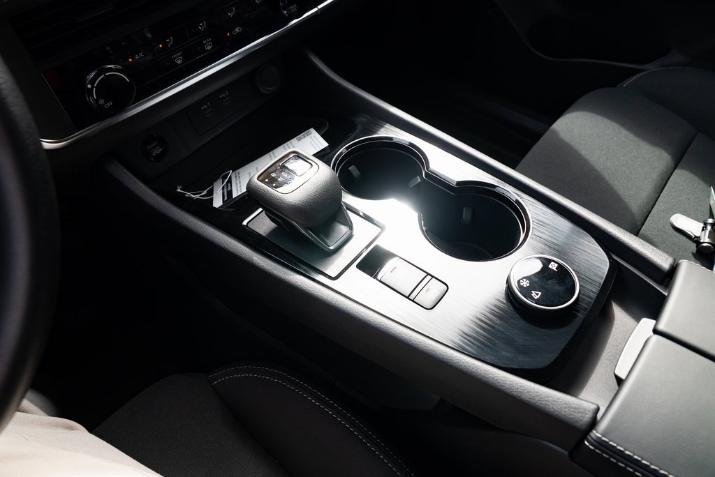 New 2026 Nissan Rogue S image 16