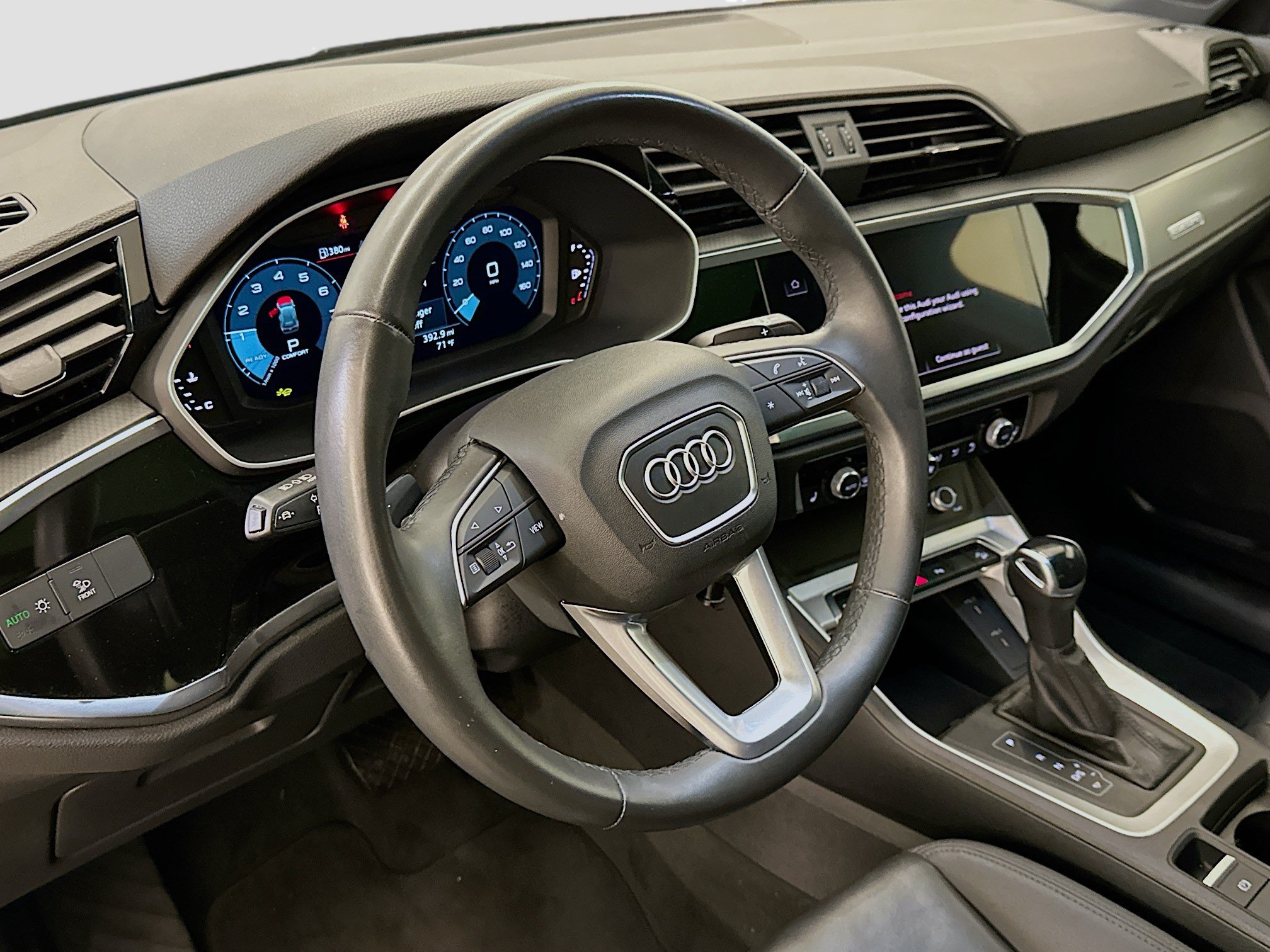 Used 2025 Audi Q3 2.0T Premium AWD/4WD image 18