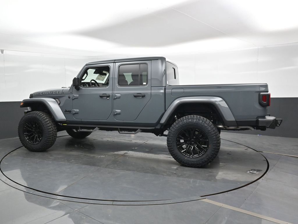 New 2025 Jeep Gladiator Willys image 9