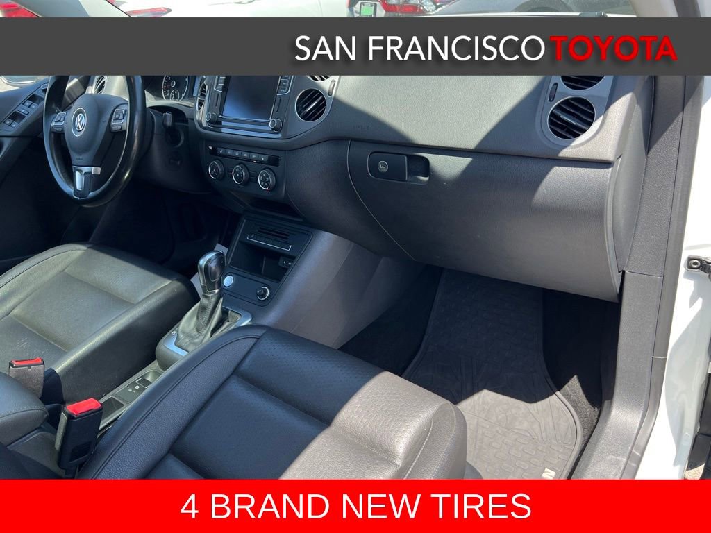 Used 2016 Volkswagen Tiguan SE AWD/4WD image 23