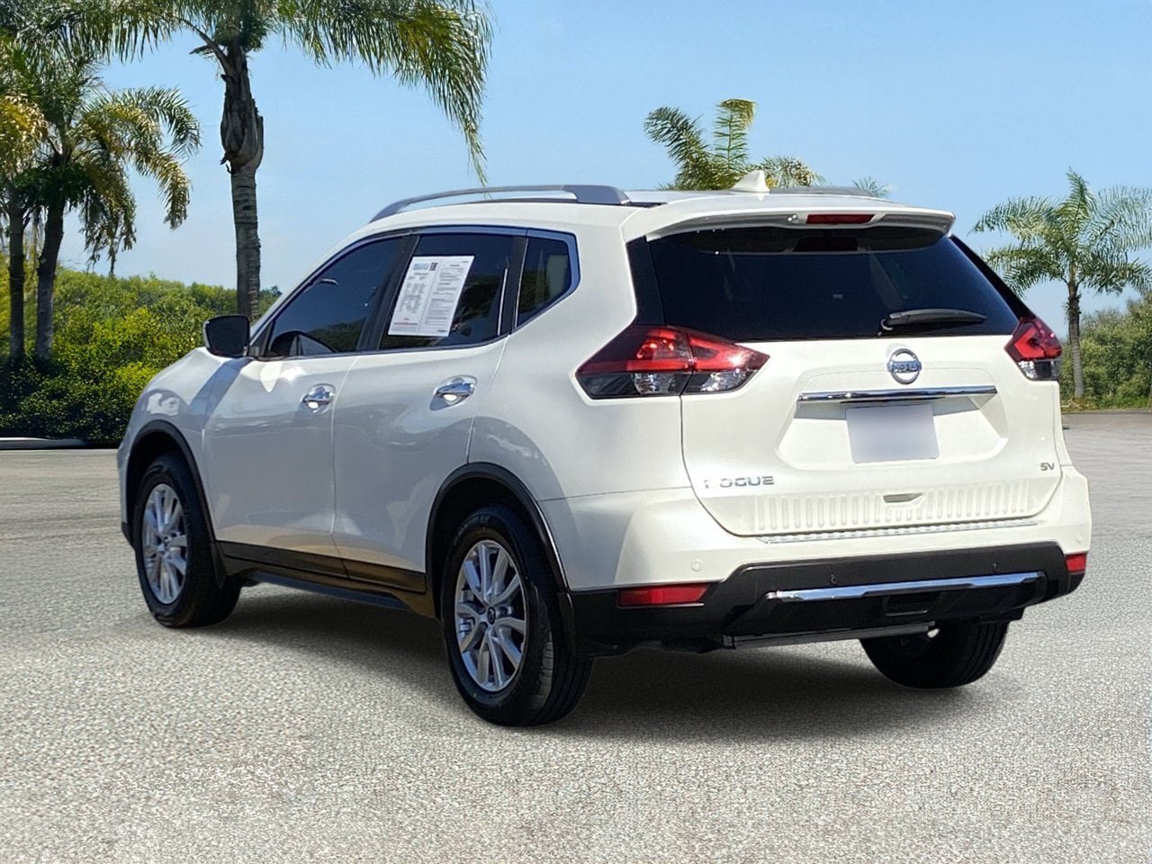 Certified 2020 Nissan Rogue SV FWD image 3