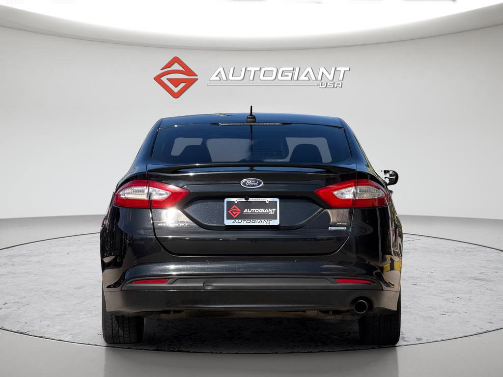 Used 2014 Ford Fusion SE image 9