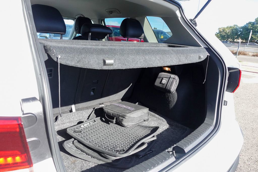 Used 2022 Volkswagen Taos SE image 26