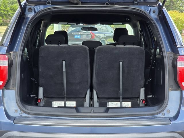 Used 2018 Ford Explorer XLT FWD image 29