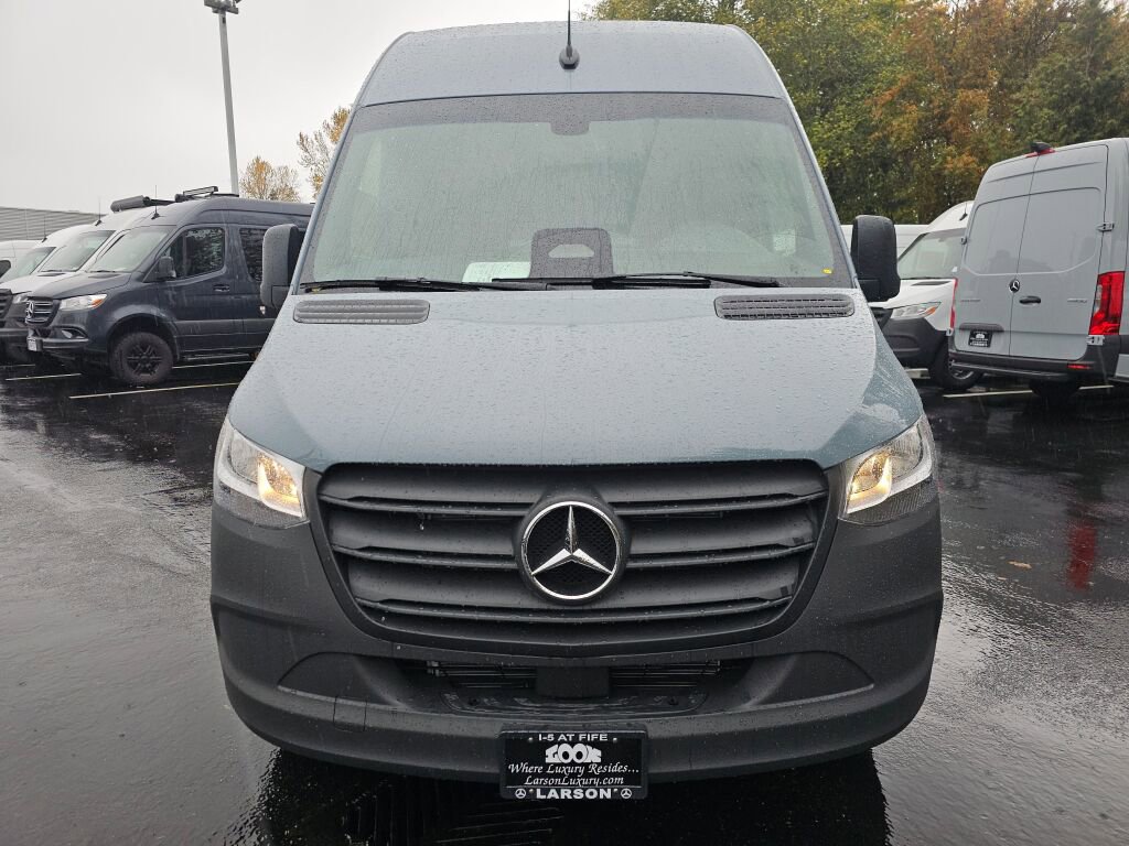 New 2025 Mercedes-Benz Sprinter 2500 image 9