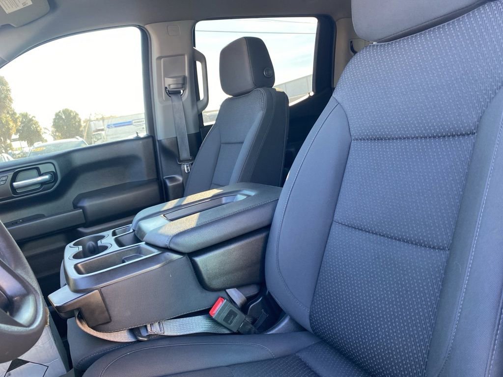 Used 2023 GMC Sierra 1500 Pro w/ Pro Value Package image 9