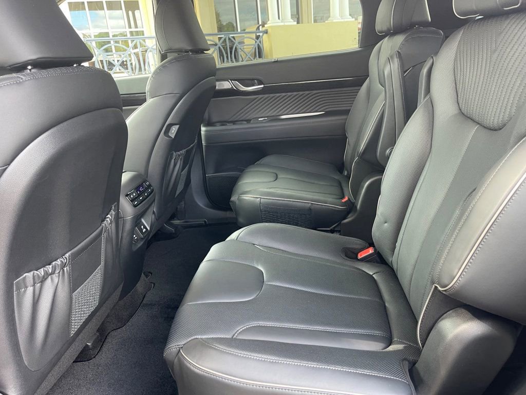 Used 2025 Hyundai Palisade Calligraphy image 12