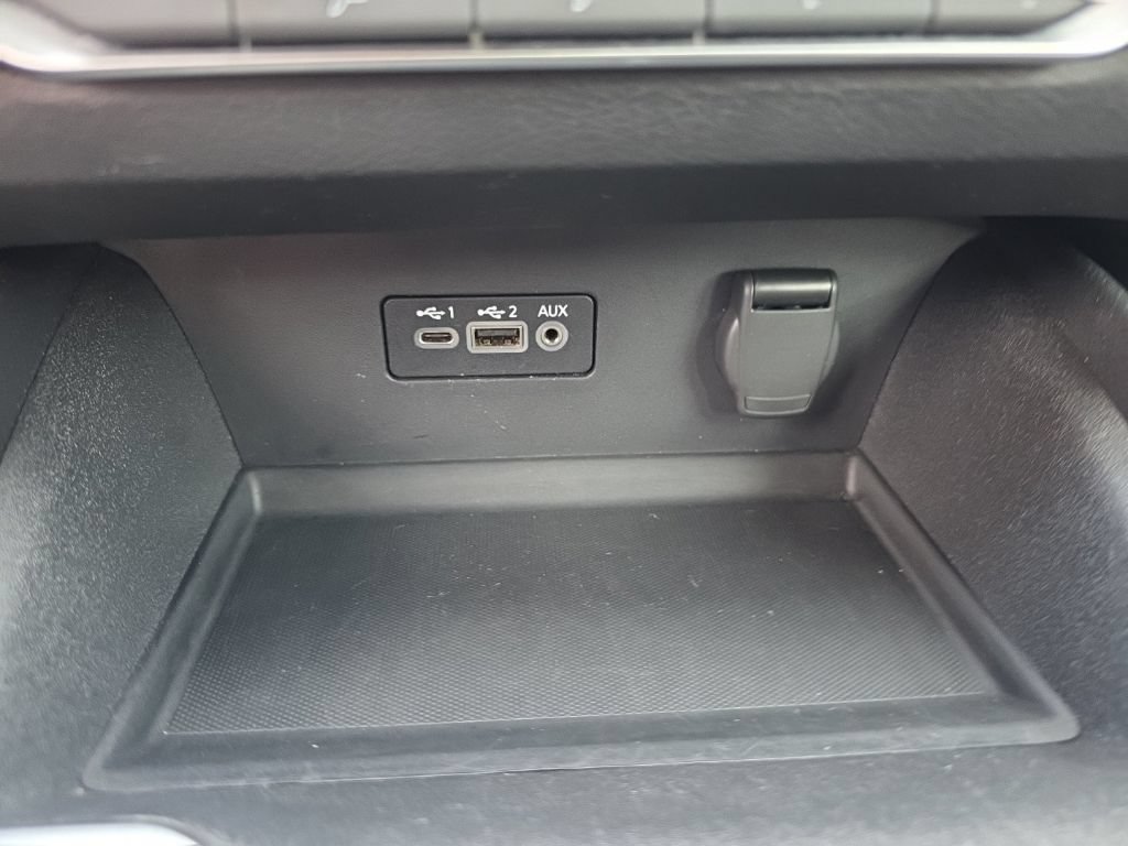 Used 2025 Nissan Altima 2.5 SV FWD image 23