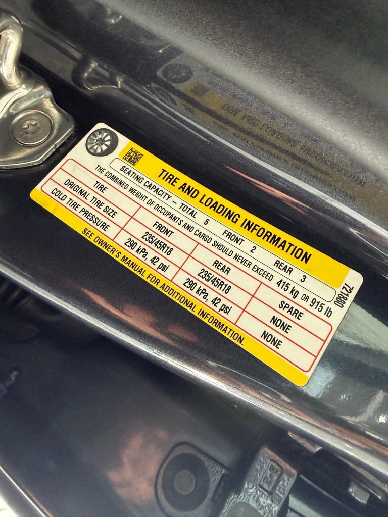 Used 2024 Tesla Model 3 Standard Range RWD image 37