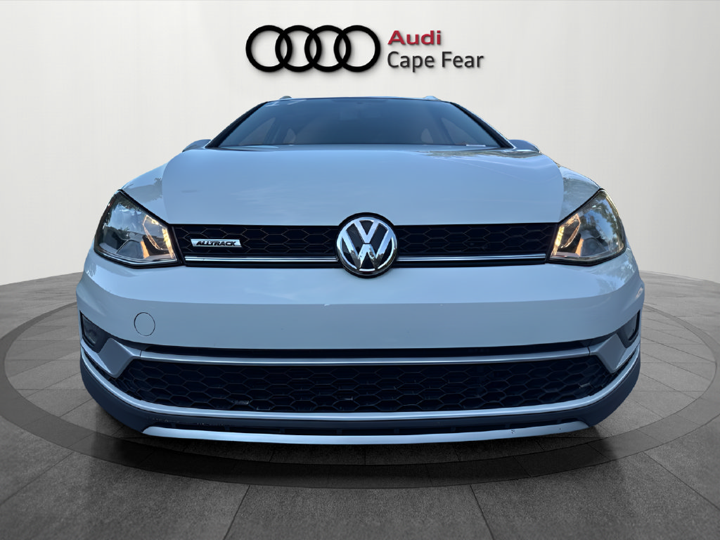 Used 2017 Volkswagen Golf Alltrack S AWD/4WD image 12