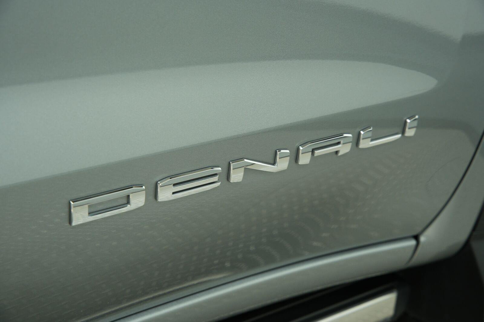 Certified 2025 GMC Sierra 1500 Denali Ultimate AWD/4WD image 33