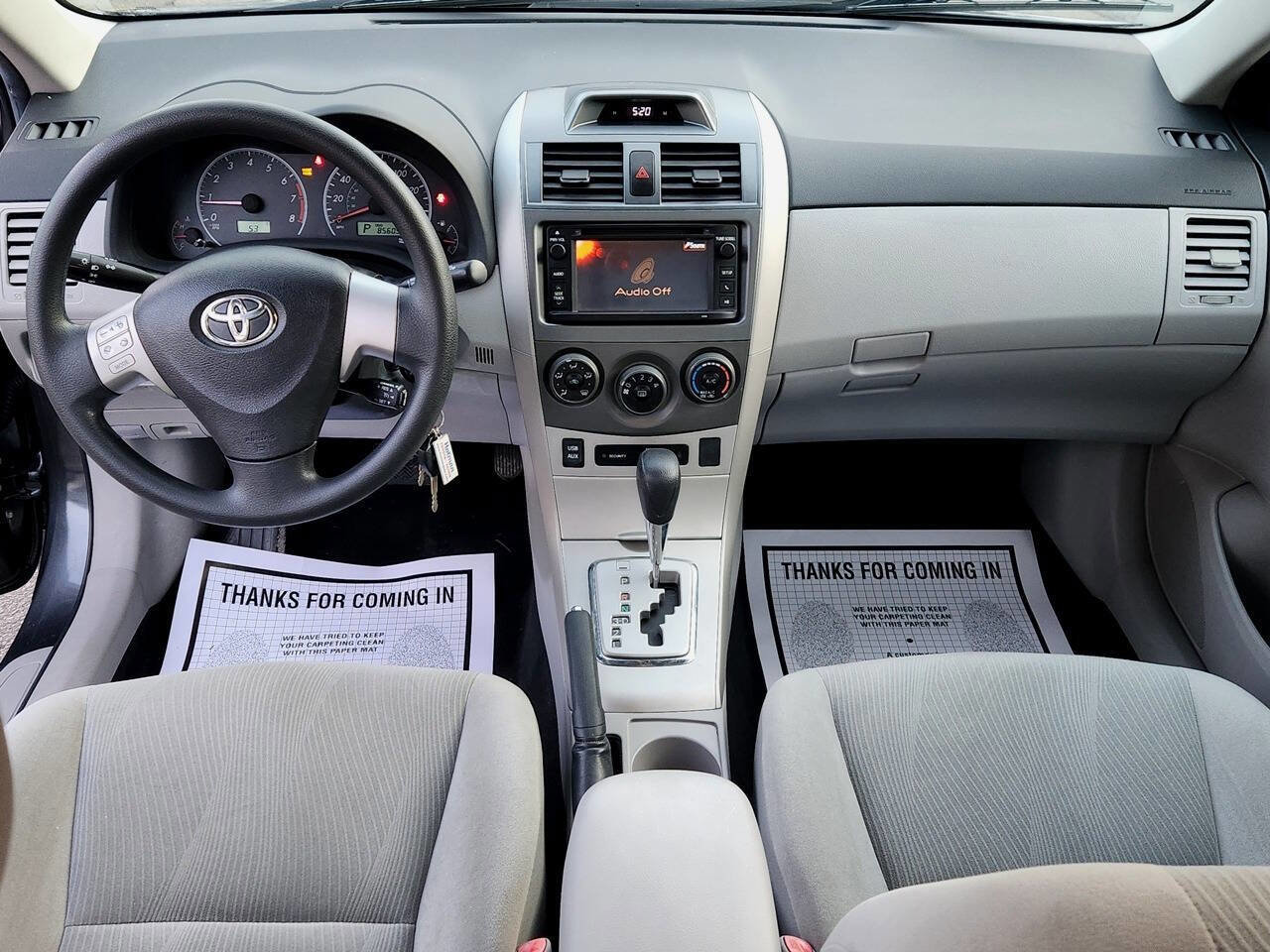 Used 2013 Toyota Corolla LE image 3