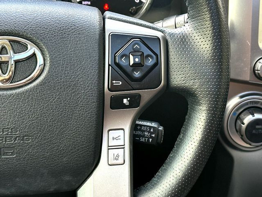 Used 2023 Toyota 4Runner Limited AWD/4WD image 24
