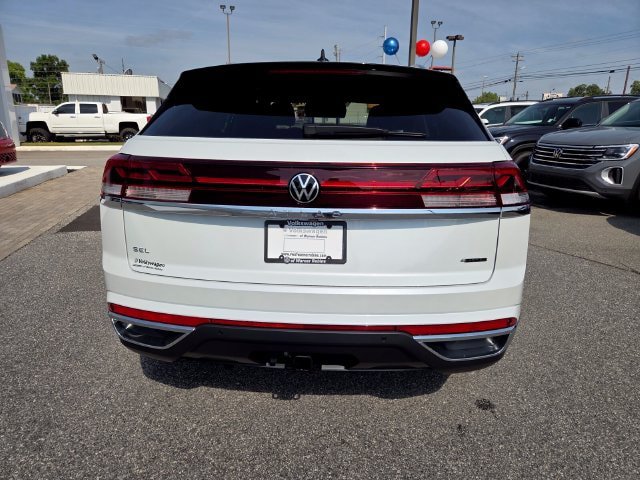 New 2026 Volkswagen Atlas Cross Sport SEL AWD/4WD image 11
