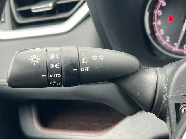 Used 2022 Toyota RAV4 Limited AWD/4WD image 22