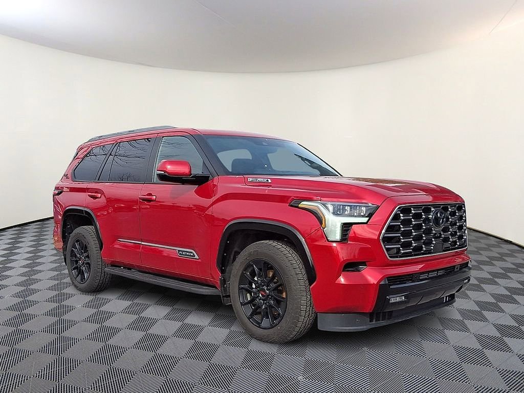 Used 2025 Toyota Sequoia Platinum AWD/4WD image 1