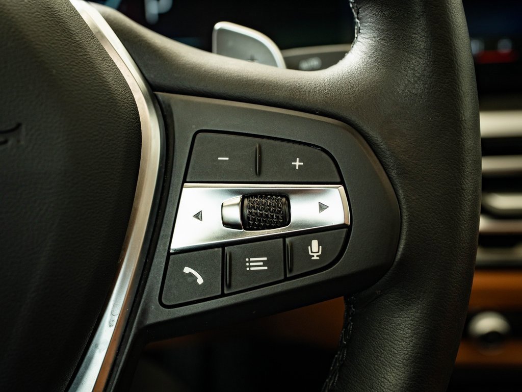 Used 2024 BMW 330i xDrive Sedan w/ Premium Package image 26